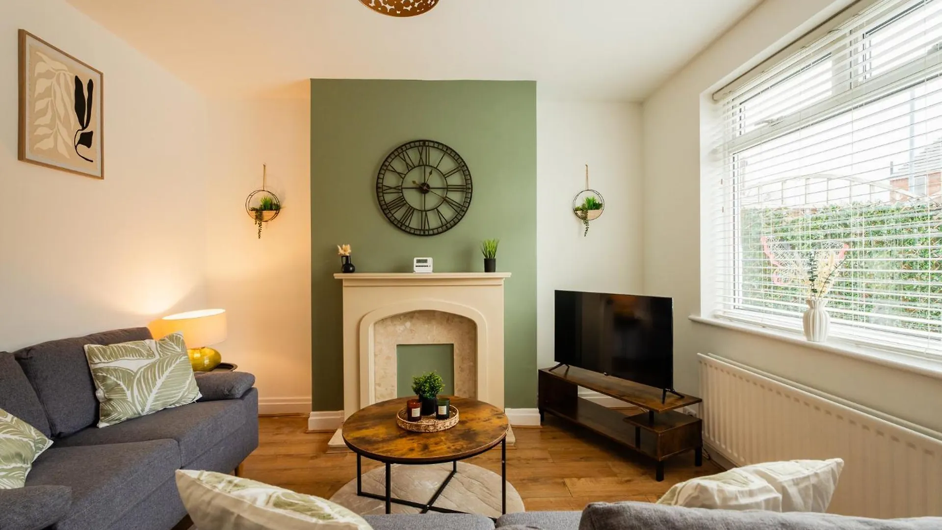 Ottawa House By Horizon Stays Middlesbrough 0*,